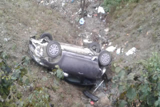 car-fell-in-the-ditch-in-dharchula