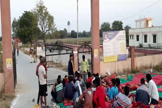 Jayas workers sitting on dharna in front of collector office