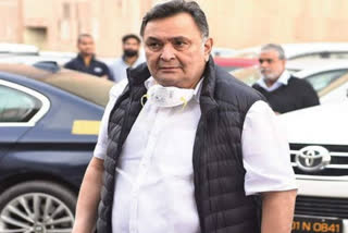 rishi kapoor admit in delhi hospital due to infection