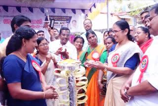 കെകെ ശൈലജ family health centers കുടുംബ ആരോഗ്യ കേന്ദ്രങ്ങൾ ആര്‍ദ്രം പദ്ധതി ആര്‍ദ്രം പദ്ധതിയുടെ പഞ്ചായത്തുതല ഉദ്ഘാടനം ആരോഗ്യനയം