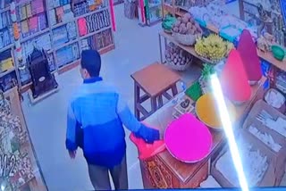 mobile-theft-in-bangalore-cloth-store