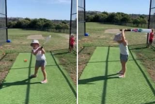 david-warners-daughter-loses-calm-smashes-bat-on-ground