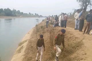 One Dead by bike falling in canal in Timri village of Harda district