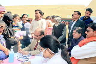 chief minister jan arogya mela held in noida