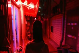 CCB police raid on prostitution racket, ಸ್ಪಾ ಹೆಸರಲ್ಲಿ ವೇಶ್ಯಾವಾಟಿಕೆ ದಂಧೆ
