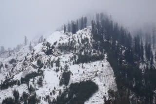 Kashmir sees fall in minimum temperature