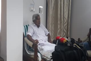 Oommen Chandy slams CPIM  Kerala governor supports CAA  CAA in Kerala  Kerala Legislative Assembly കേരള ഗവര്‍ണര്‍  ഉമ്മന്‍ ചാണ്ടി  കേരള ഗവര്‍ണര്‍ ആരിഫ് മുഹമ്മദ് ഖാന്‍  പൗരത്വ നിയമ ഭേദഗതി