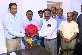 NIZAMABAD NEW MUNICIPAL COMMISSIONER JITHESH V PATEL CHARGE