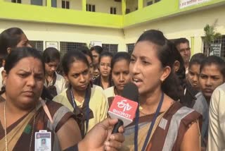 accused-should-be-punished-same-manner-says-women-in-wardha