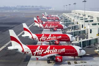 Two AirAsia Chiefs Step Aside