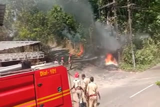 electric transformer fired  കുടമുണ്ടയിൽ ട്രാൻഫോർമറിന് തീപിടിച്ചു  ഇലട്രിക്ക് ട്രാൻഫോർമറിന് തീപിടിച്ചു