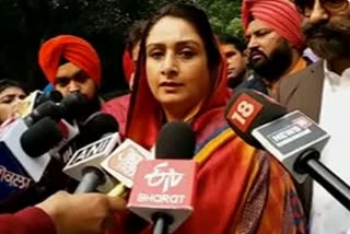 harsimrat kaur badal