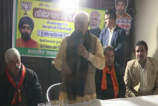CM manohar lal khattar rally and target kejriwal in delhi election