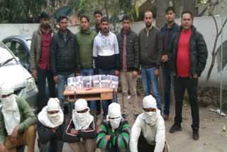 Special staff busted the robbery gang in central delhi