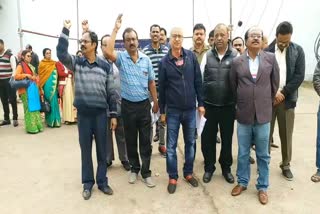 Warning of movement against Chhattisgarh Housing Board in raipur