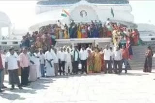 protest at guntur budda statue for amaravathi