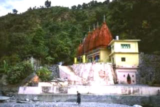 hadakhan-baba-temple-affected-by-jamrani-dam-project