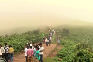 kerala-tourists-visits-to-chikmagalore