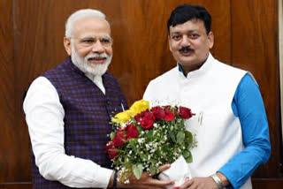 MP balu dhanorkar meets pm narendra modi