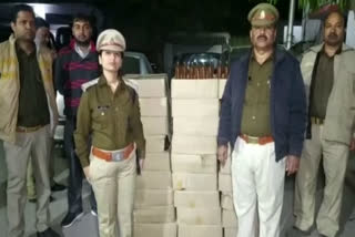 police arrest Smuggler with illegal liquor in Ghaziabad