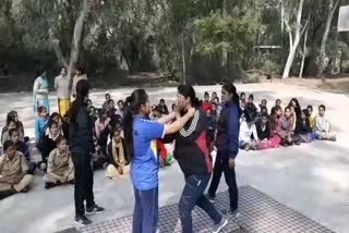 कोटी की खबर, self-defense training to girl students