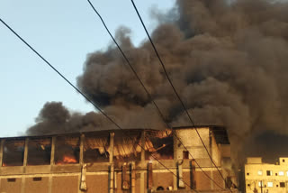 بھیونڈی: ڈائنگ میں زبردست آتشزدگی