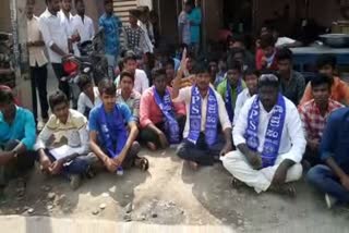 students protest for hostel basic facilities in gangavathi