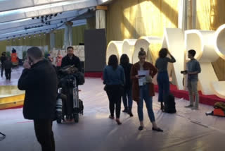 Crews are busy setting up the red carpet for Oscars 2020