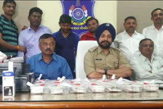 3 accused arrested with 17.66 lac rupees fake currency in nadiad