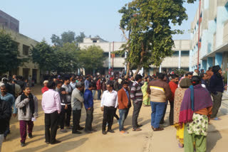 Voters gathered at polling booths in Tughlakabad assembly in delhi