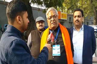 bjp candidate suman kumar gupta cast vote from chadni chowk vidhansabha in delhi