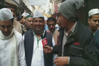 AAP candidate Imran Hussain cast vote from Ballimaran assembly in delhi