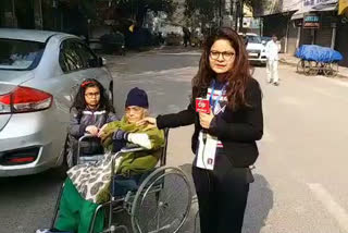 Elderly people cast vote