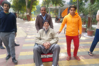 senior voter kartar singh says I am very happy in delhi elections 2020