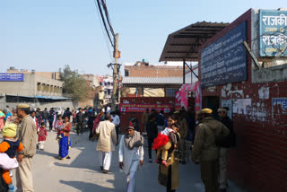 adarsh polling station in khajuri khas in delhi elections 2020