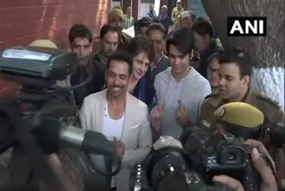 Priyanka Gandhi family