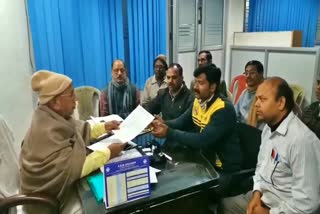 Teachers' union submitted memorandum to MLA Saryu Rai in jamshedpur