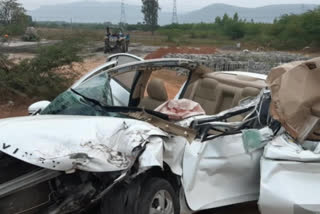 car accident at srinivasapuram