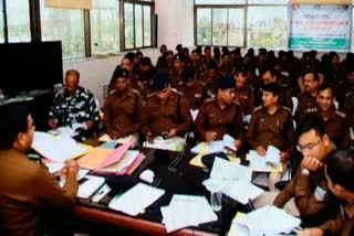 Ranchi Police, Jharkhand Police, Crime Meeting, SSP Anish Gupta, crime graph in ranchi, रांची पुलिस, झारखंड पुलिस, क्राइम मीटिंग, एसएसपी अनीश गुप्ता