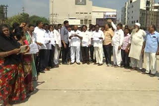 tdp leaders protest against ysrcp
