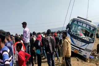 মধ্যপ্ৰদেশ : পথ দুৰ্ঘটনাত 21 গৰাকী ছাত্ৰ আহত, 2গৰাকী নিহত