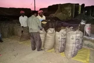 Paddy is being purchased at night in Kanker