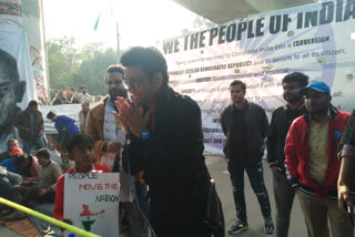 comedian Rehman khan reached a jamia support CAA-NRC