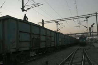 Mentally deranged young man boarded a goods train