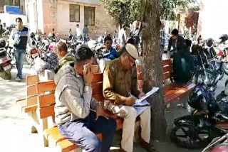 clash between two bikes in alwar, बाइकों की भिड़त में एक की मौत