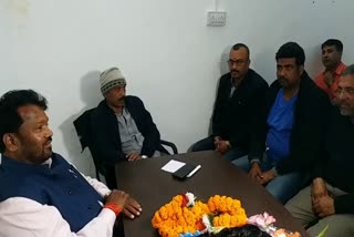 Jharkhand Retail Liquor Dealers Association met Minister Jagarnath Mahato in ranchi