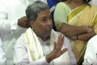 Siddaramiah taunts Anand singh for being minister of farest department