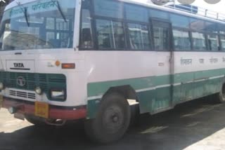 Government bus conductor beaten in shimla