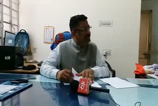 जिला परिवहन कार्यालय में दलाल, Broker in District Transport Office