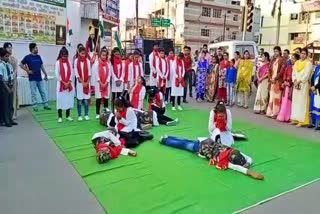 Street play on shahid divas school children in korba